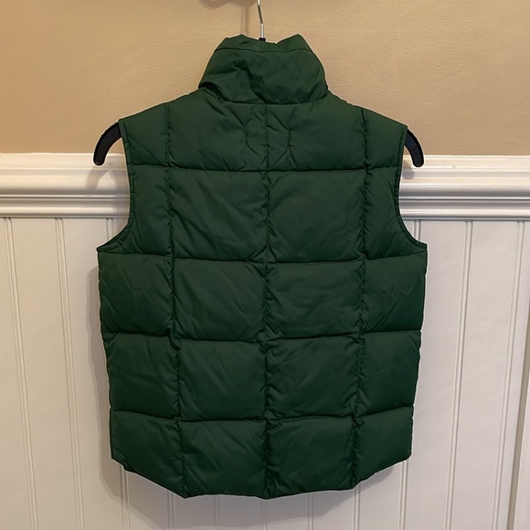 Lands' End Vest - LIKE NEW - Picture 4 of 6